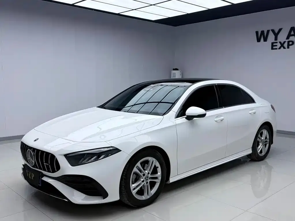 Mercedes-Benz A-Class — фото 1