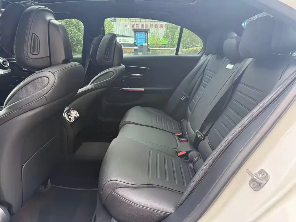 Mercedes-Benz C-Class 2026 из CN, фото 2