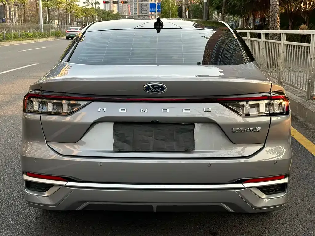 Ford Mondeo 2024 из CN, фото 6