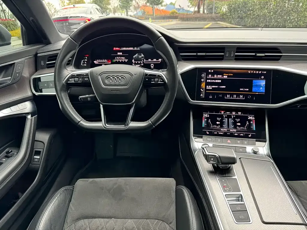 Audi A6L — фото 7