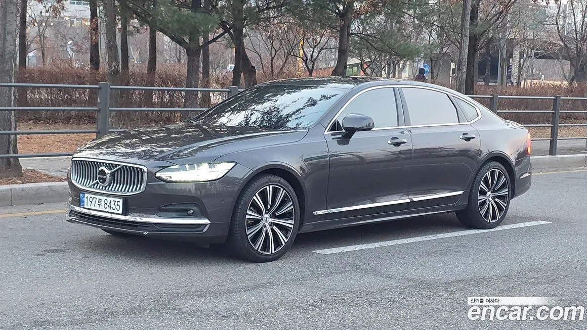 Volvo S90
