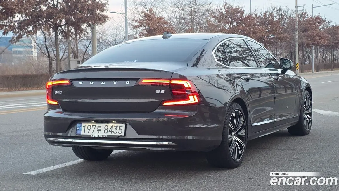 Volvo S90 2023 из KR, фото 7