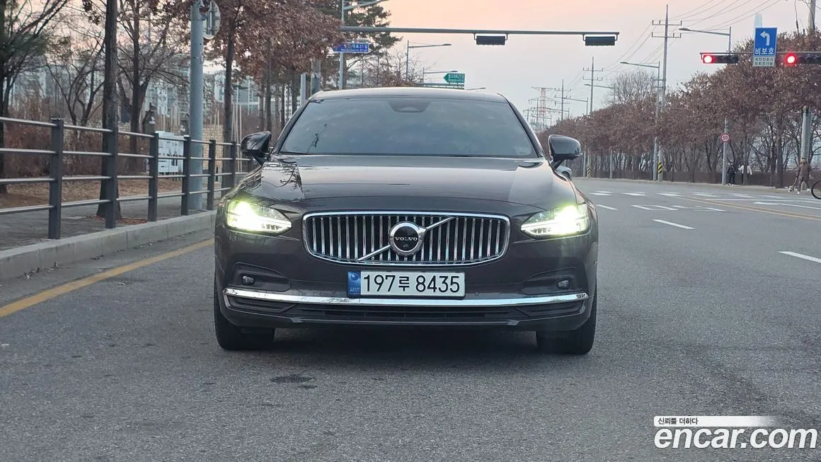 Volvo S90 2023 из KR, фото 5