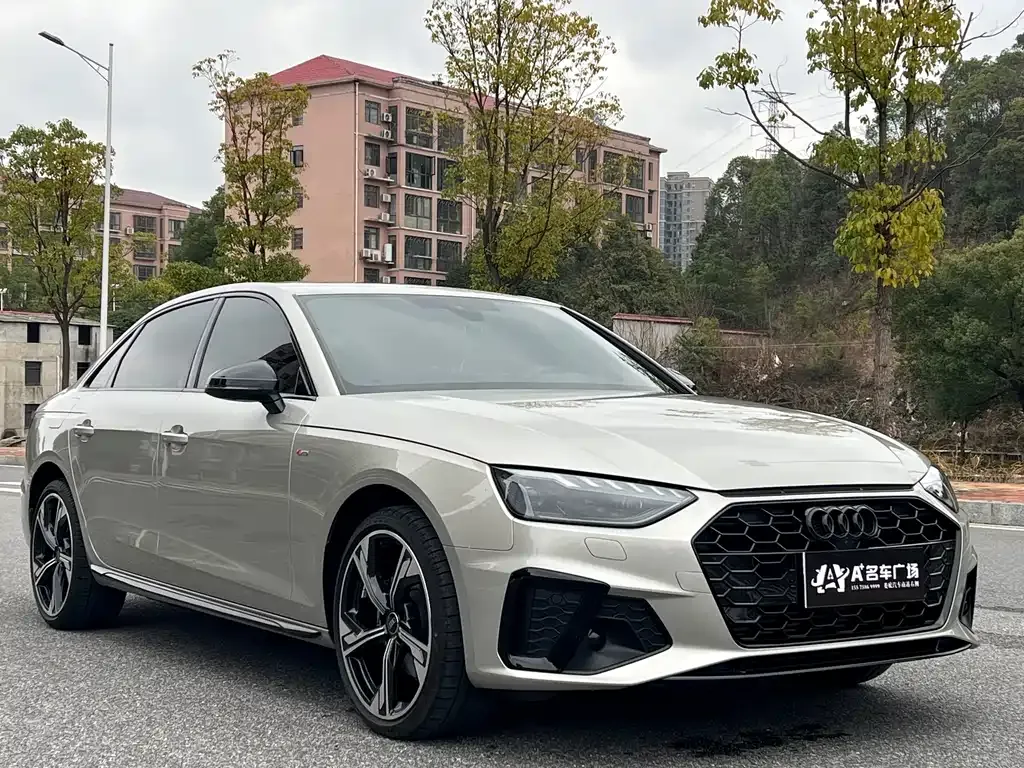 Audi A4L 2024 из CN, фото 2