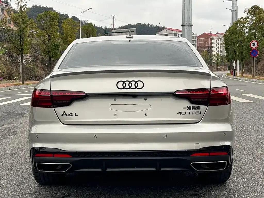 Audi A4L 2024 из CN, фото 10