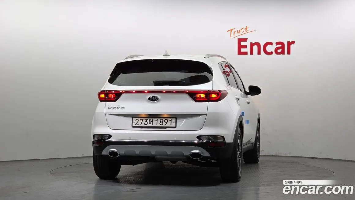 Kia Sportage — фото 7