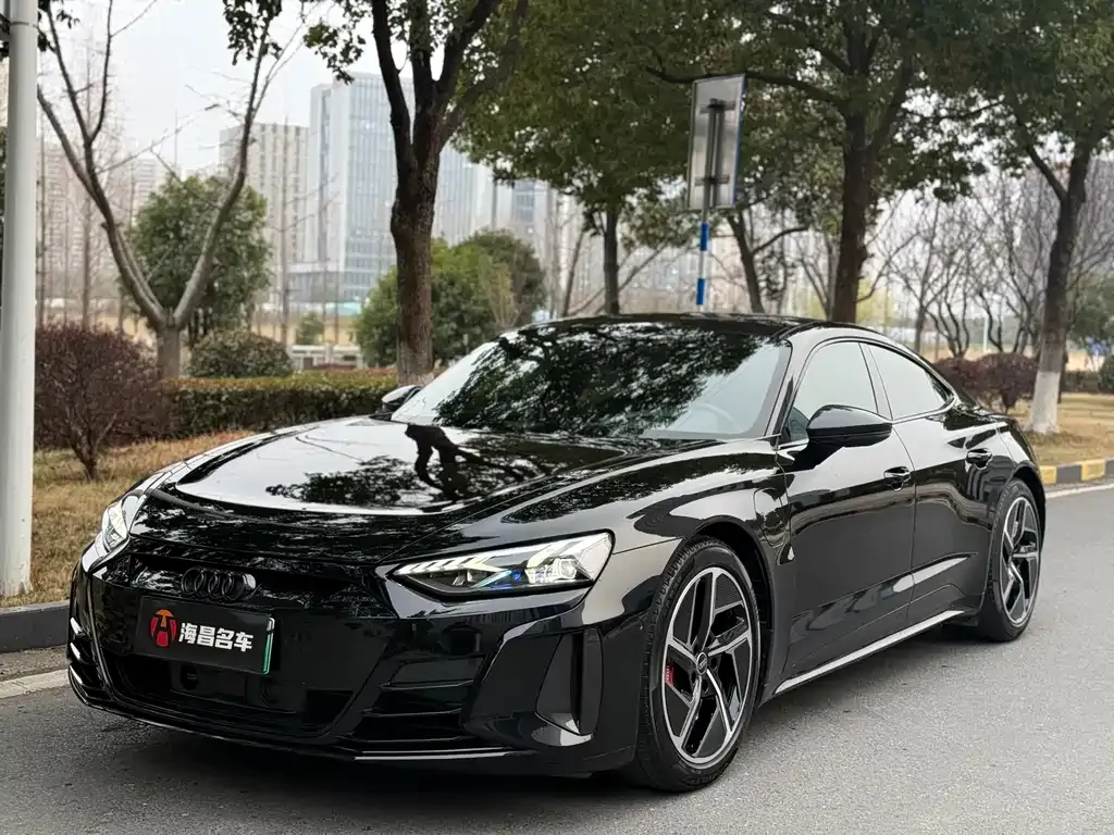 Audi e-tron GT 2023 из CN, фото 1