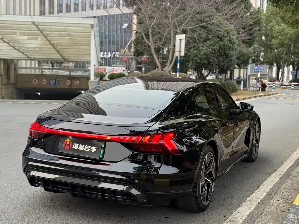 Audi e-tron GT 2023 из CN, фото 5