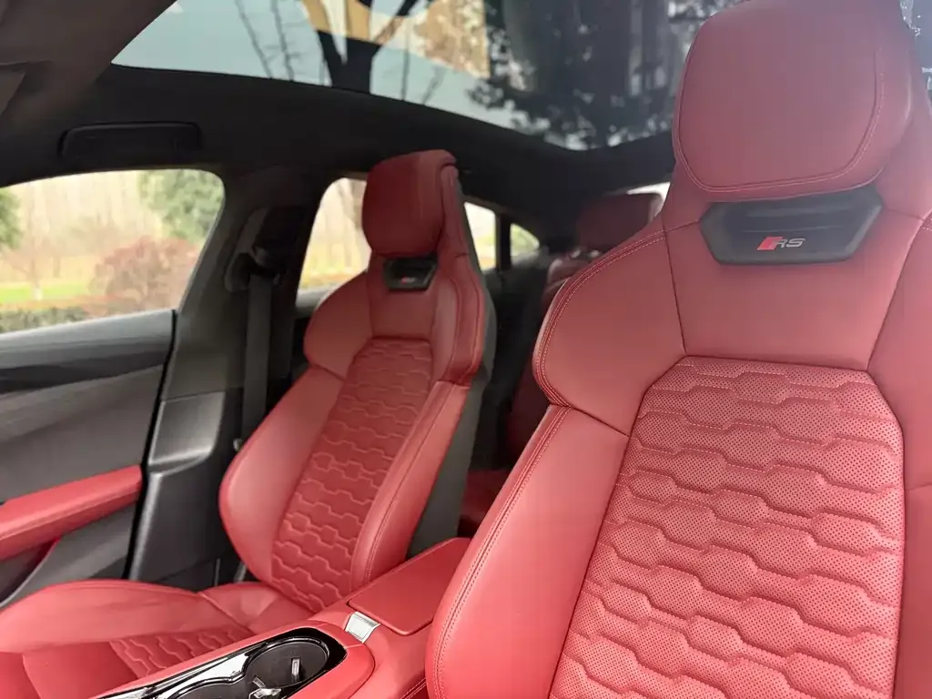 Audi e-tron GT 2023 из CN, фото 3