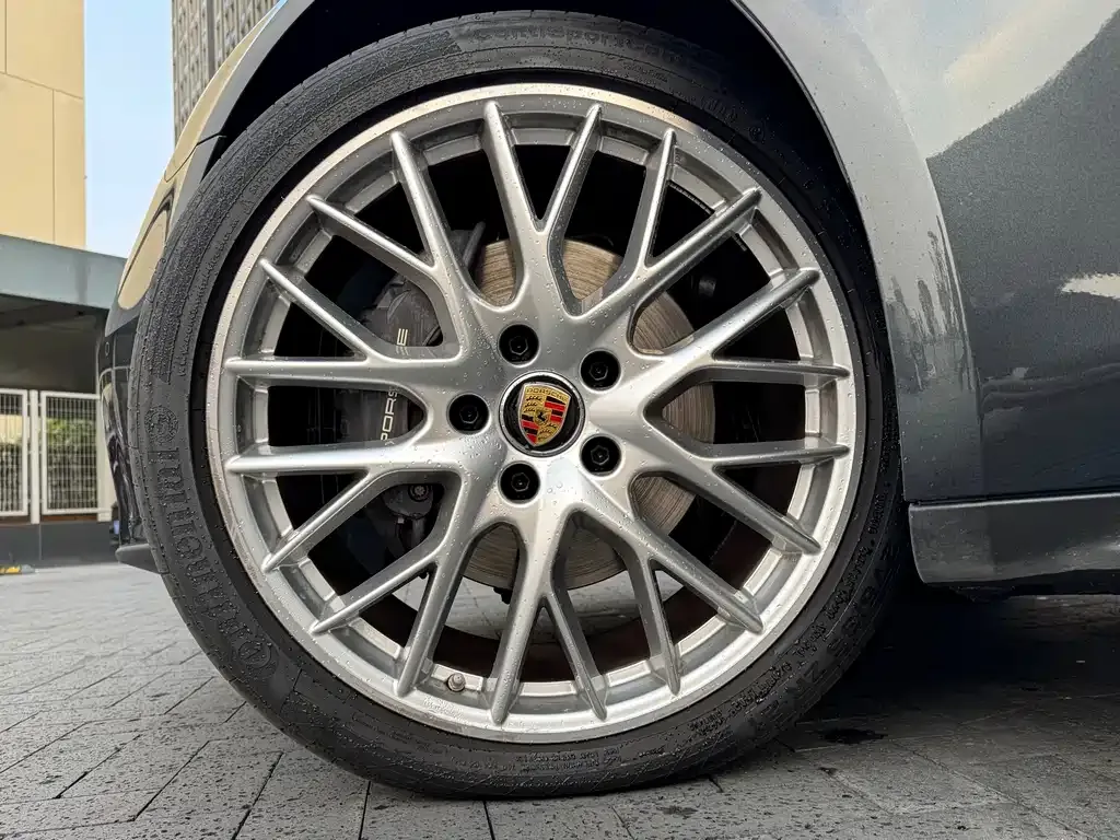 Porsche Panamera — фото 10