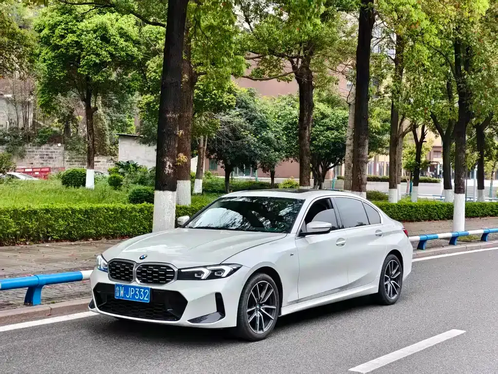 BMW 3 Series — фото 1