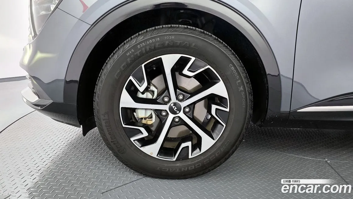 Kia Sportage — фото 6