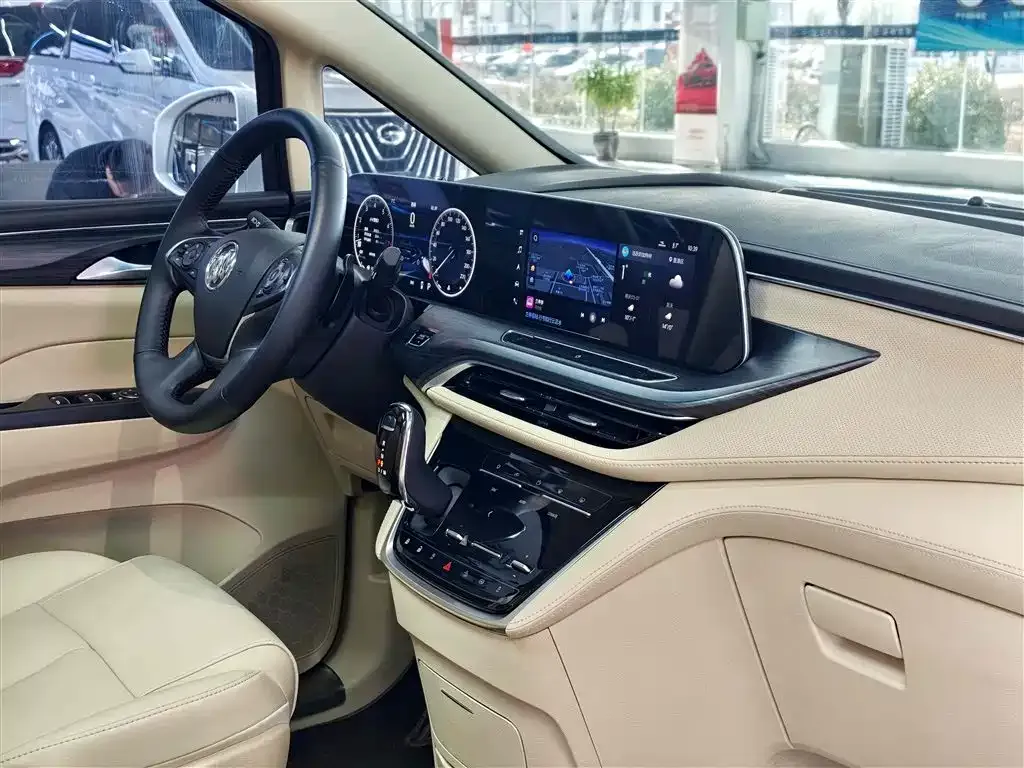 Buick GL8 2022 из CN, фото 10