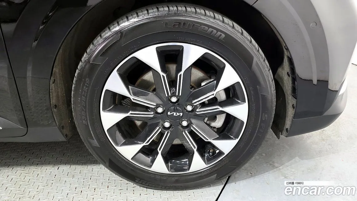 Kia Carnival 2023 из KR, фото 10