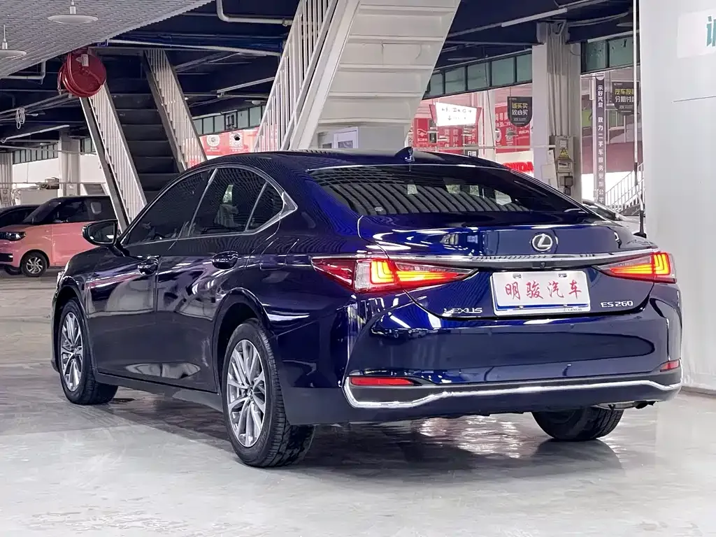 Lexus ES 2023 из CN, фото 10