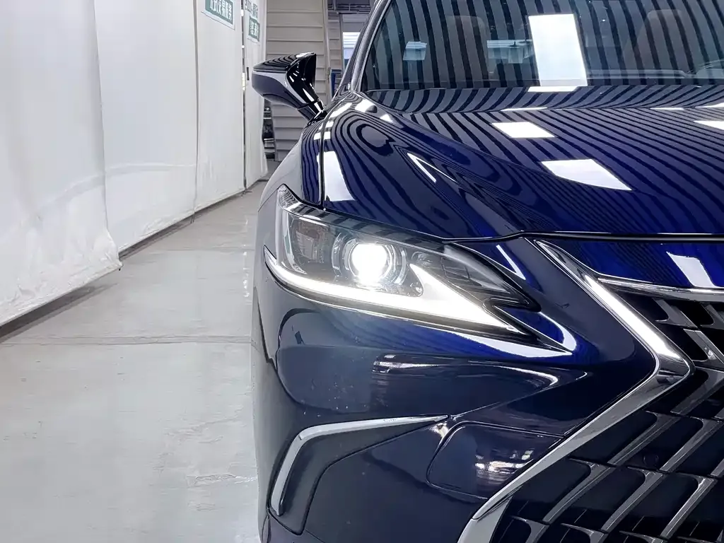 Lexus ES 2023 из CN, фото 6