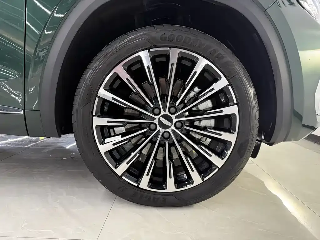 Geely Xingyue L 2024 из CN, фото 5