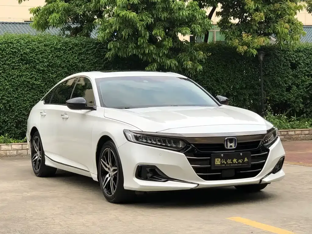 Honda Accord — фото 3