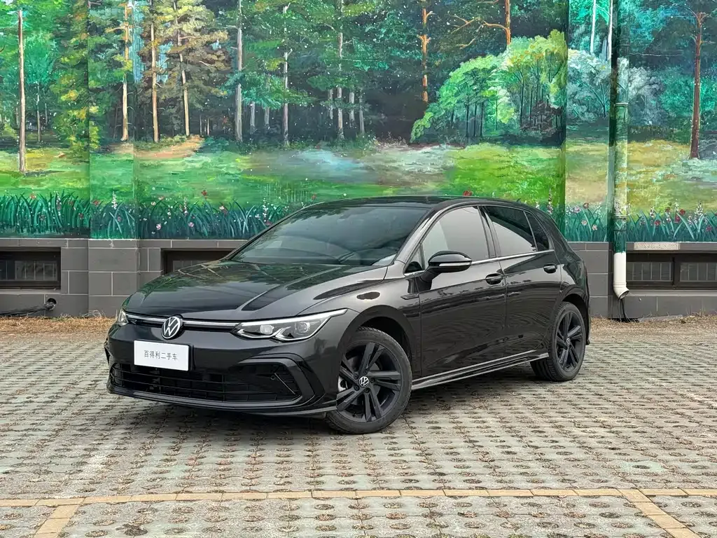 Volkswagen Golf 2023 из CN, фото 1