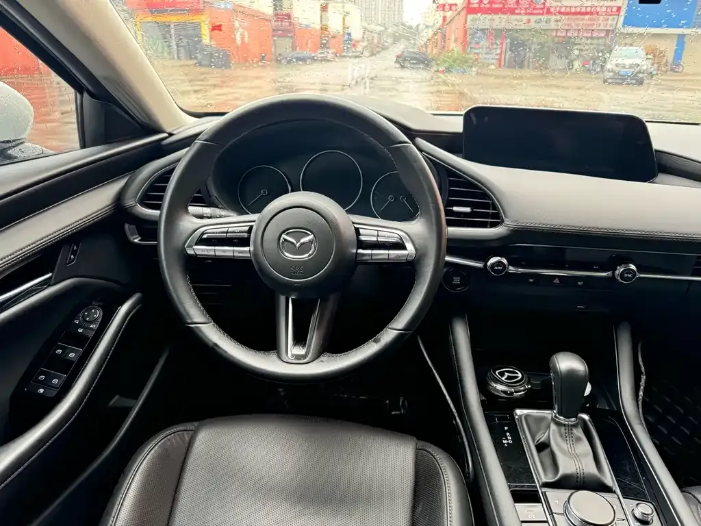 Mazda 3 Axela 2024 из CN, фото 8