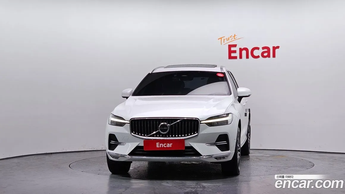 Volvo XC60 2022 из KR, фото 2