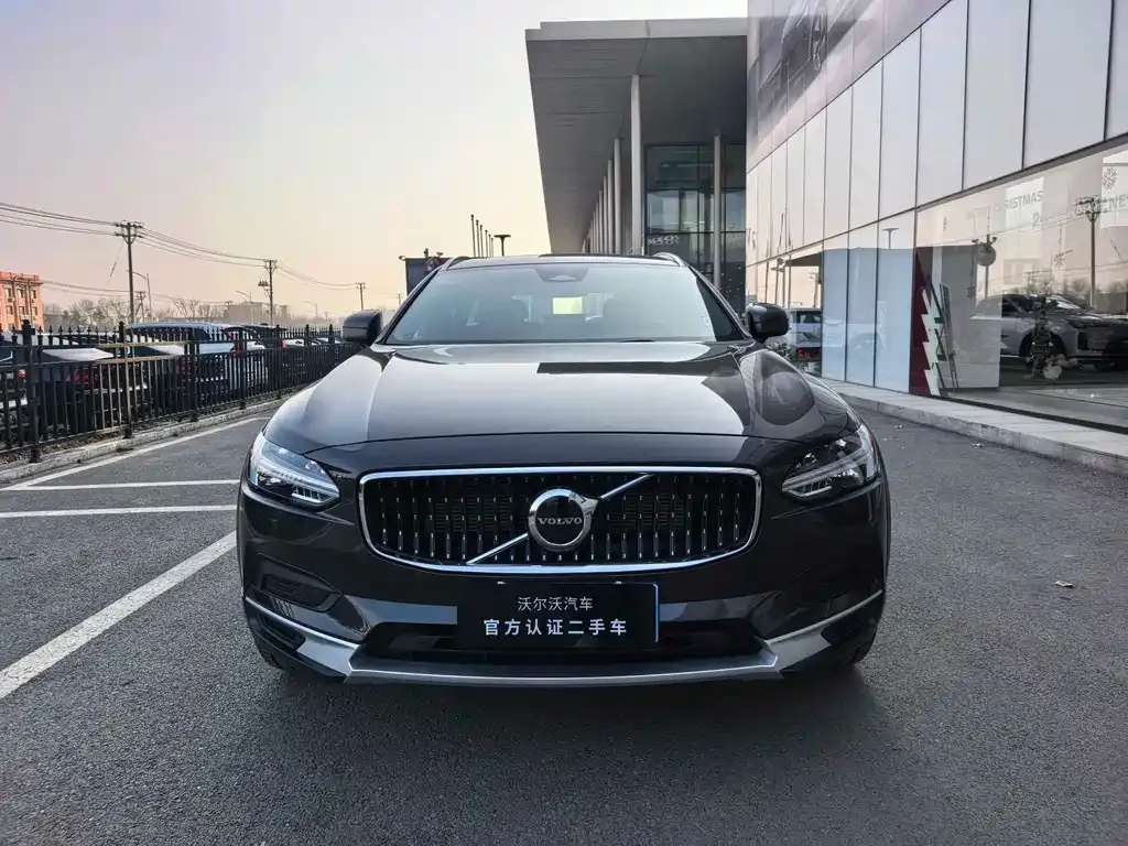 Volvo V90 2025 из CN, фото 2