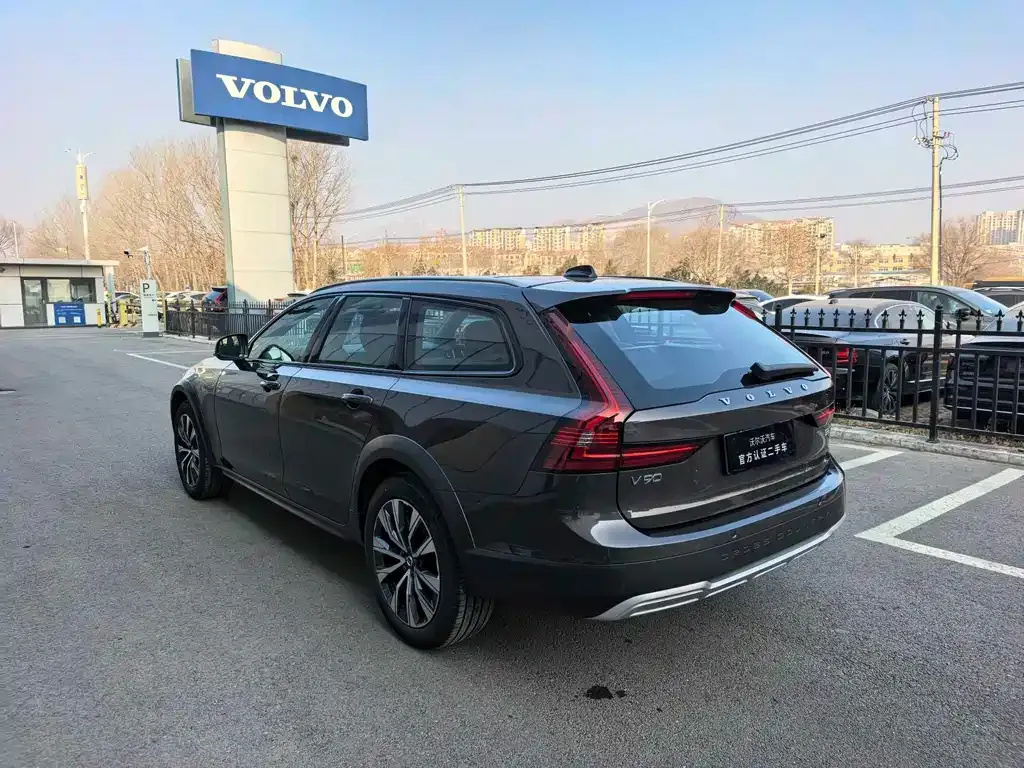 Volvo V90 2025 из CN, фото 10