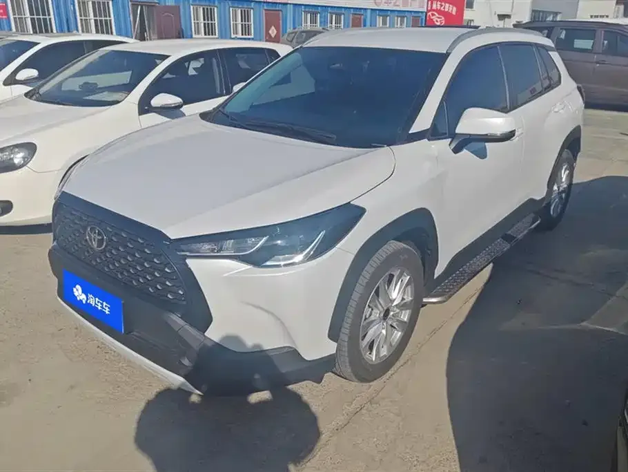 Toyota Corolla Cross — фото 1