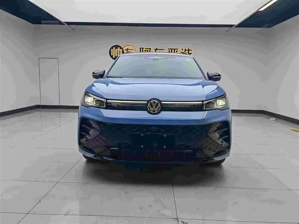 Volkswagen Tiguan L 2024 из CN, фото 1