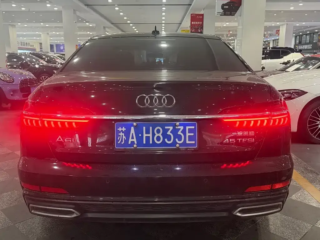 Audi A6L — фото 6