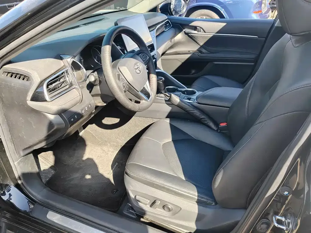 Toyota Camry 2021 из CN, фото 9