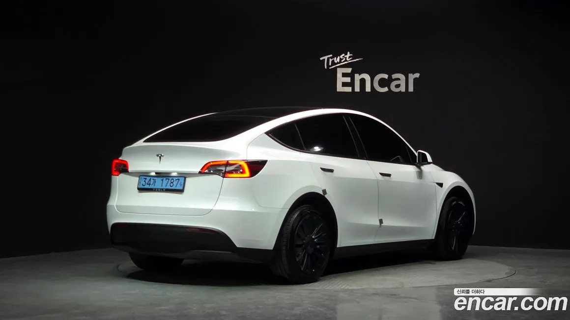 Tesla Model Y 2024 из KR, фото 7