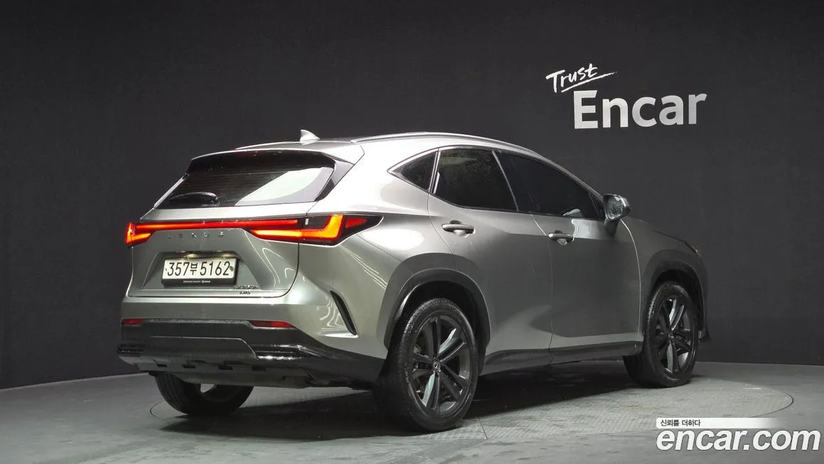 Lexus NX 2023 из KR, фото 2