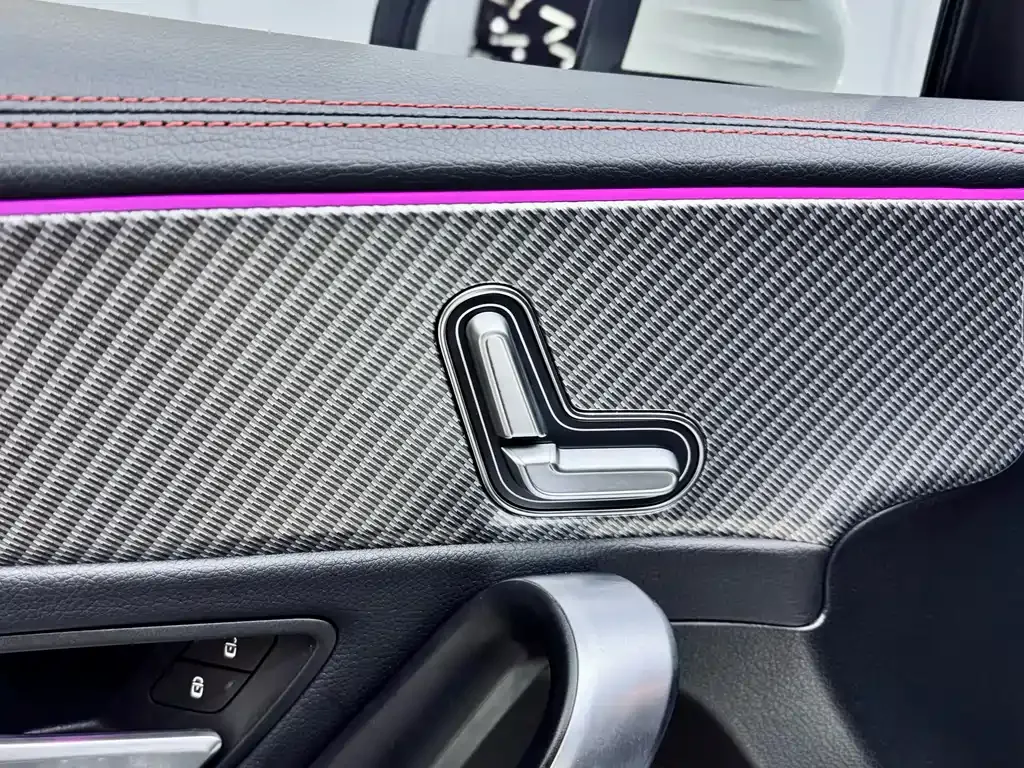 Mercedes-Benz A-Class — фото 10