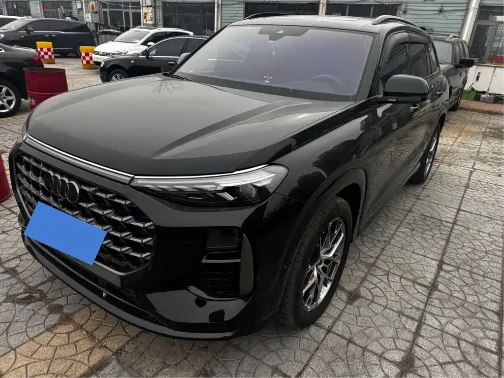 Audi Q6 2023 из CN, фото 1