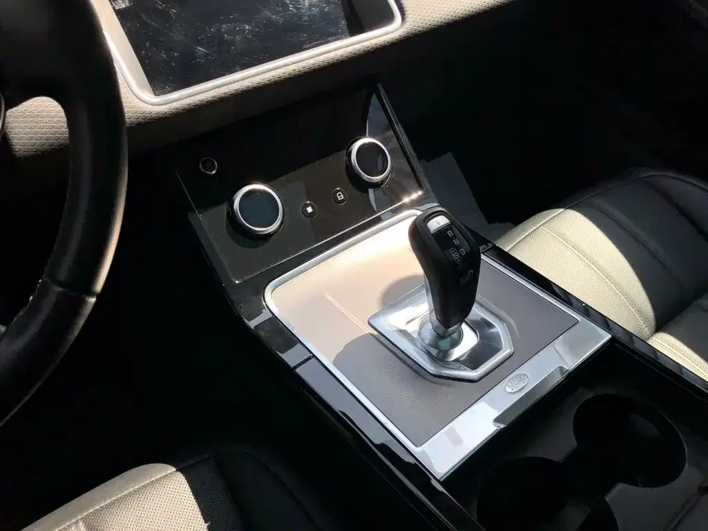 Land Rover Evoque 2021 из CN, фото 2