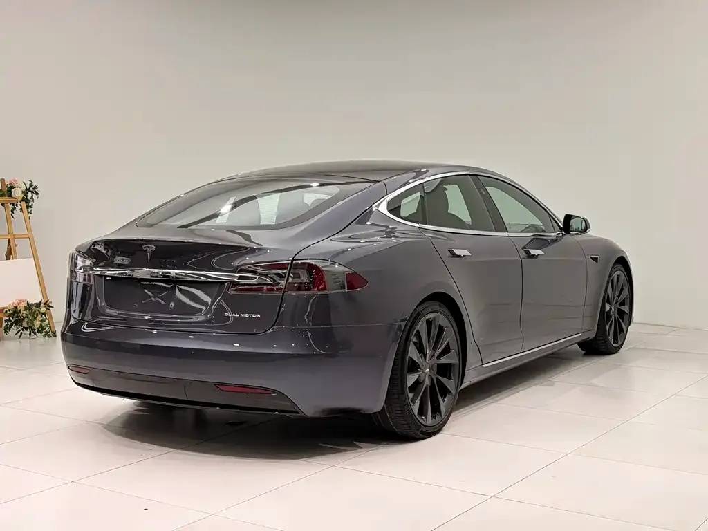 Tesla Model S 2021 из CN, фото 5