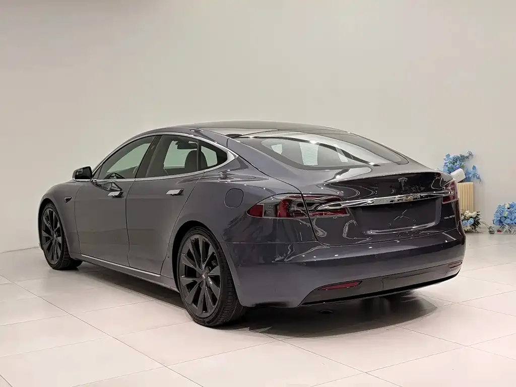 Tesla Model S 2021 из CN, фото 2