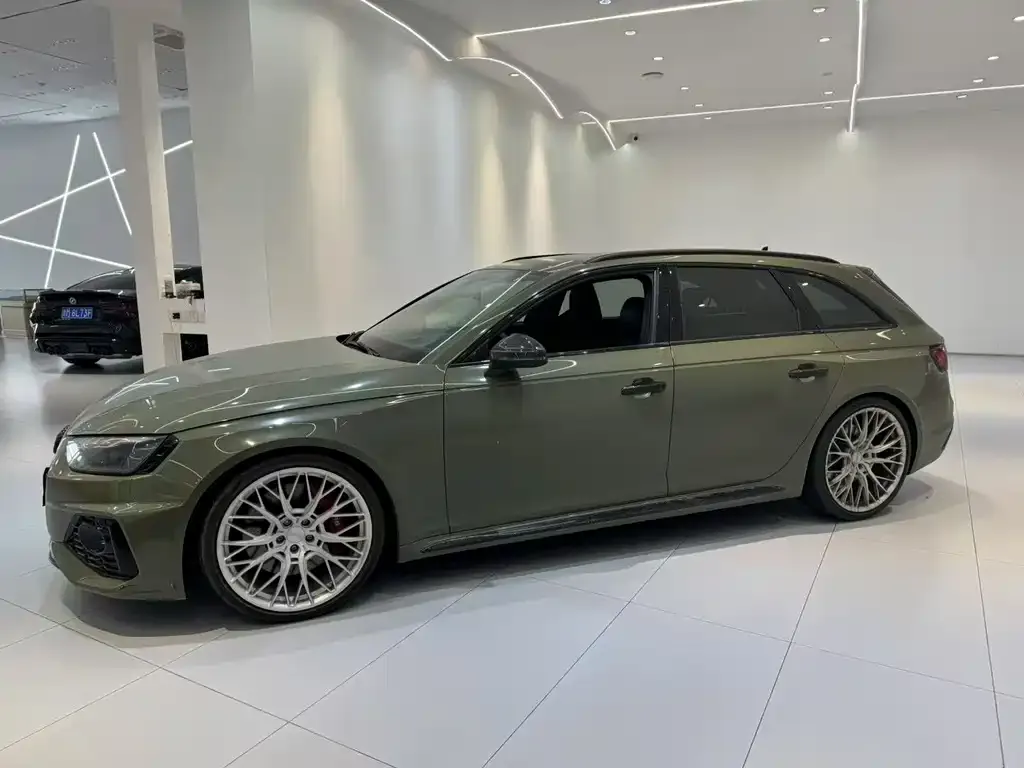 Audi RS 4