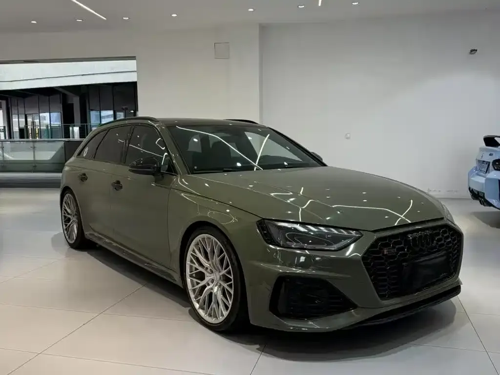 Audi RS 4 2022 из CN, фото 6