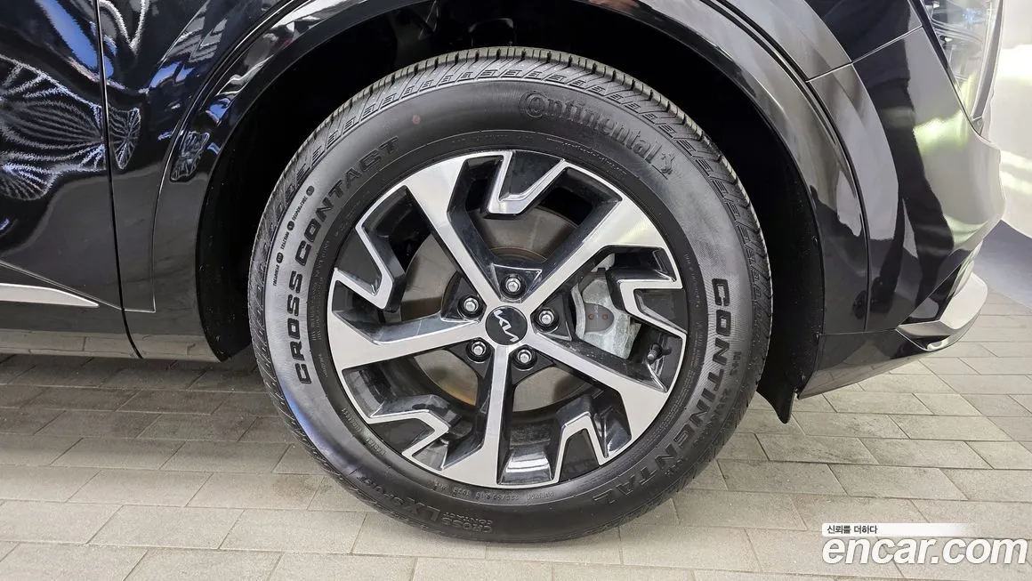 Kia Sportage — фото 8