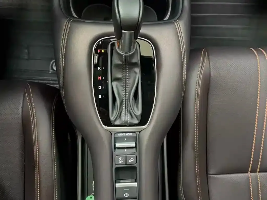 Honda ZR-V 2022 из CN, фото 9