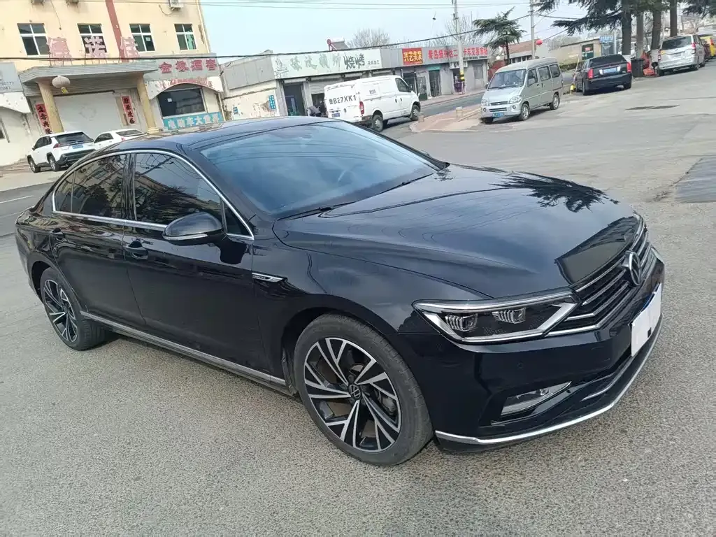 Volkswagen Magotan 2022 из CN, фото 2