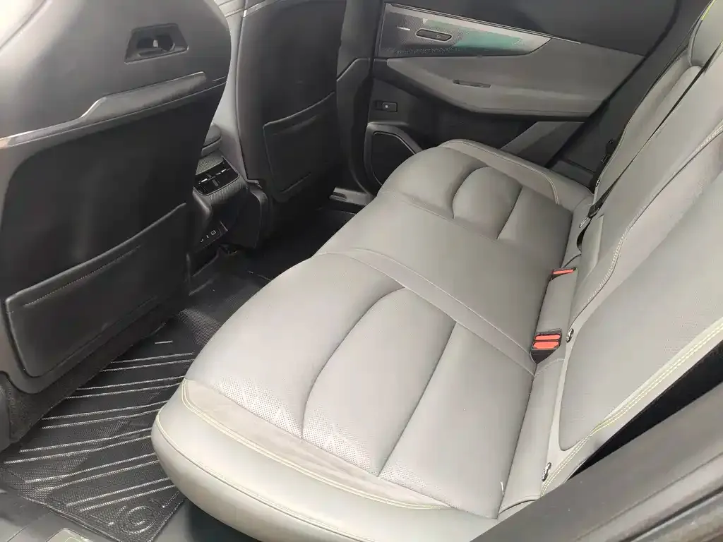 Lynk & Co 08 EM-P 2024 из CN, фото 2