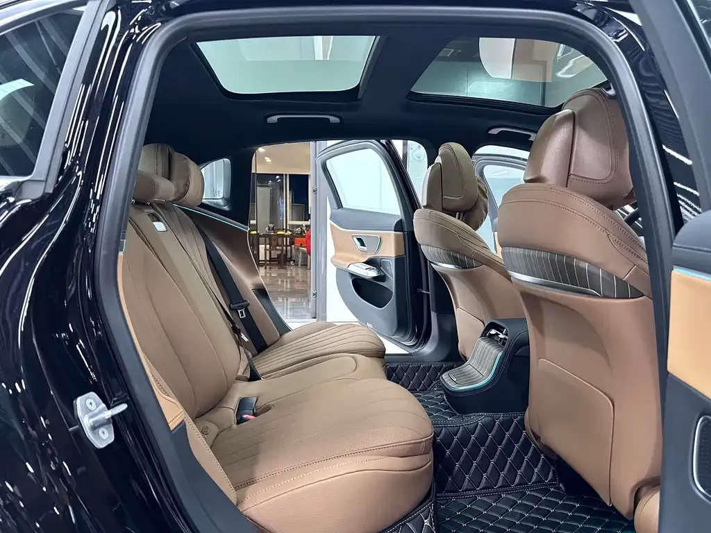 Mercedes-Benz E-Class 2026 из CN, фото 5