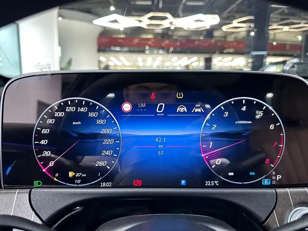 Mercedes-Benz E-Class 2026 из CN, фото 2