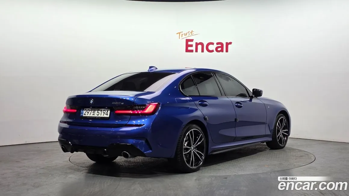 BMW 3-Series 2021 из KR, фото 8