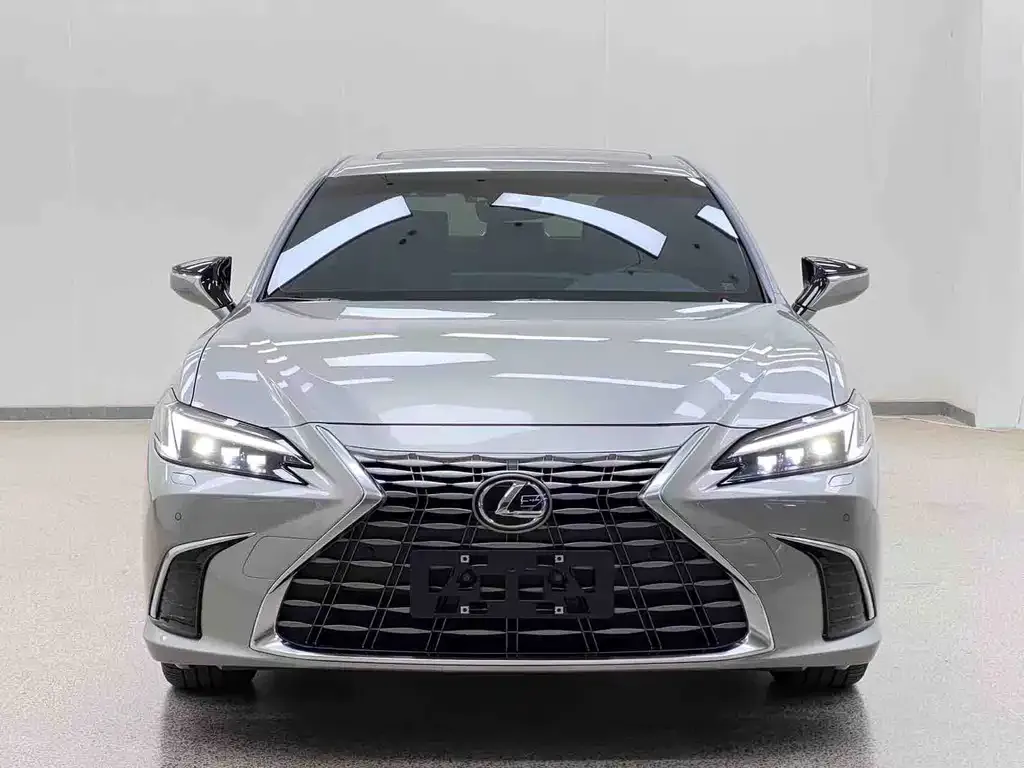 Lexus ES — фото 2