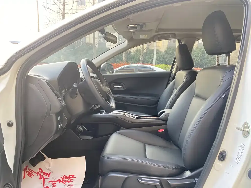 Honda Vezel 2021 из CN, фото 4