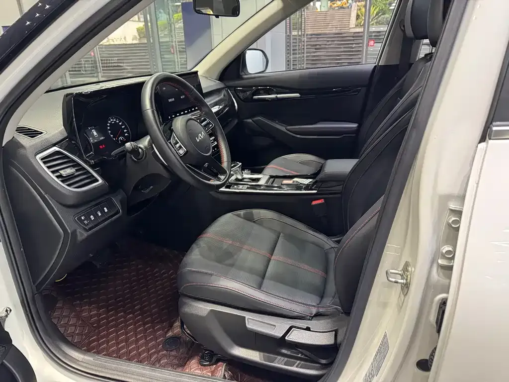 Kia KX3 2022 из CN, фото 5